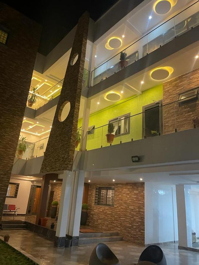 Complexe Hotelier And Ouagadougou Exterior foto